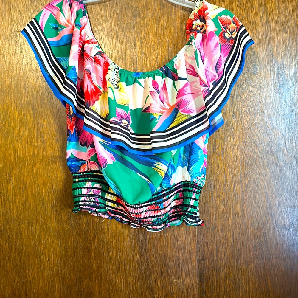 Floral sheer mid drift fashion nova top sale XL